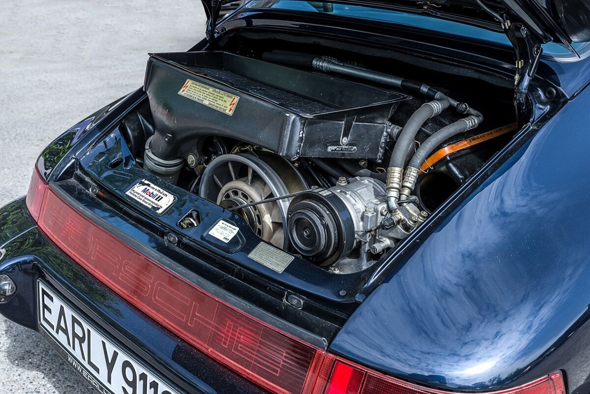Porsche 965 3.6 Turbo RHD