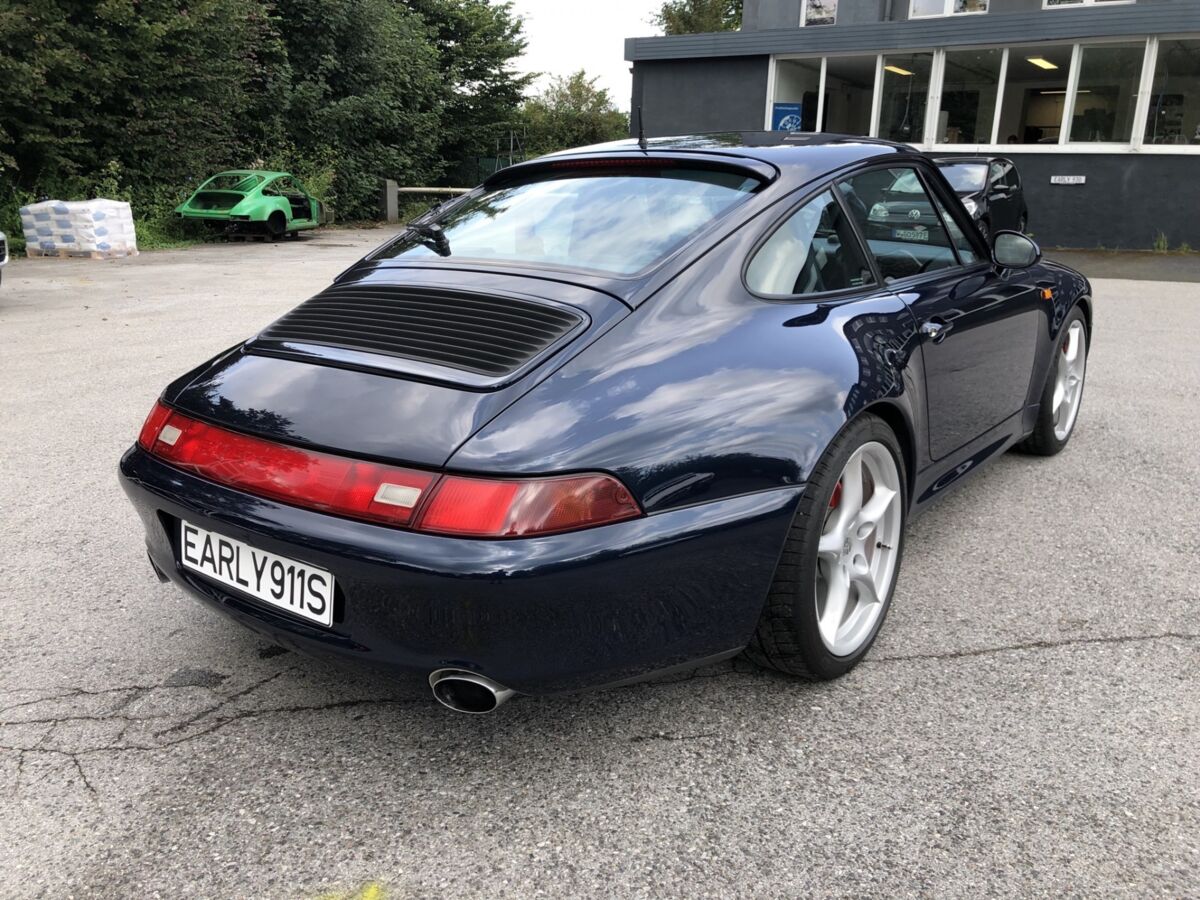 Porsche 993 Carrera 4s