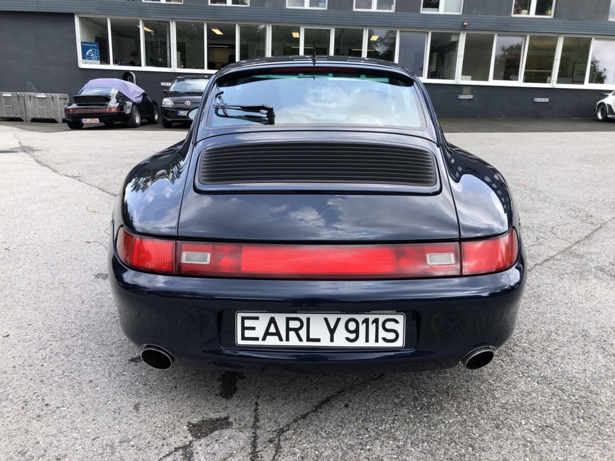 Porsche 993 Carrera 4s